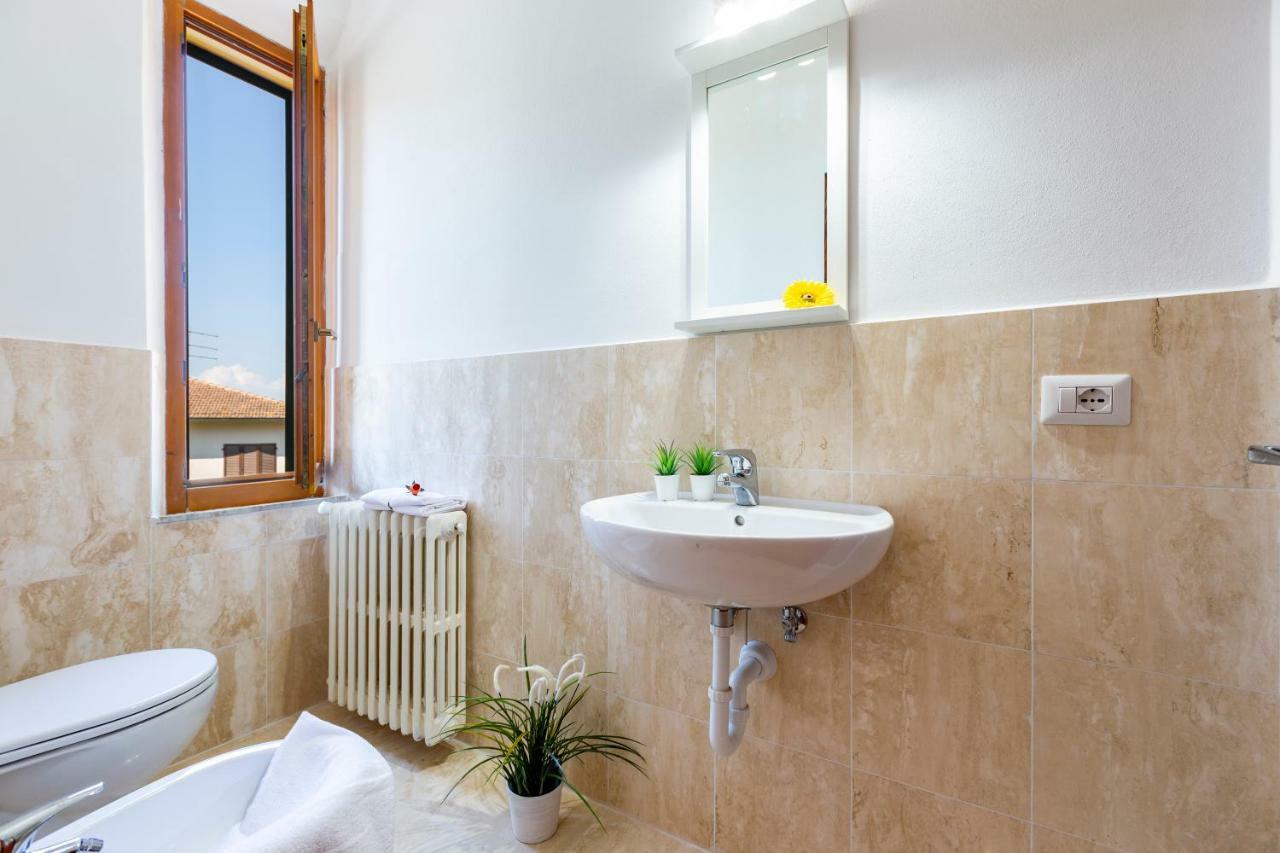 Appartement Casa Donatella à Montecchio  Extérieur photo