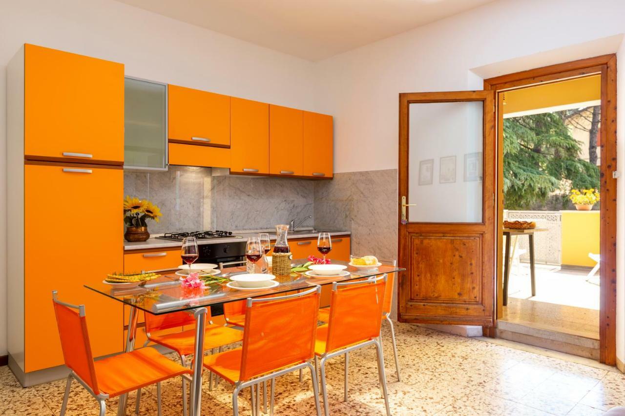 Appartement Casa Donatella à Montecchio  Extérieur photo