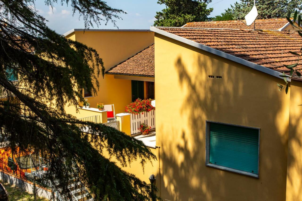 Appartement Casa Donatella à Montecchio  Extérieur photo